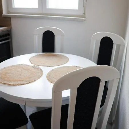 Sun-free Parking Apartamento